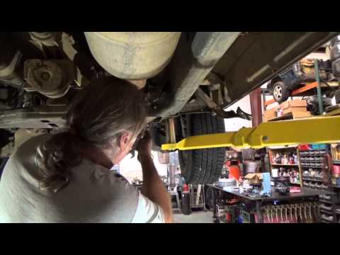 Removing The Cross Member from 3rd Gen Dodge Ram 2500/3500 Cummins